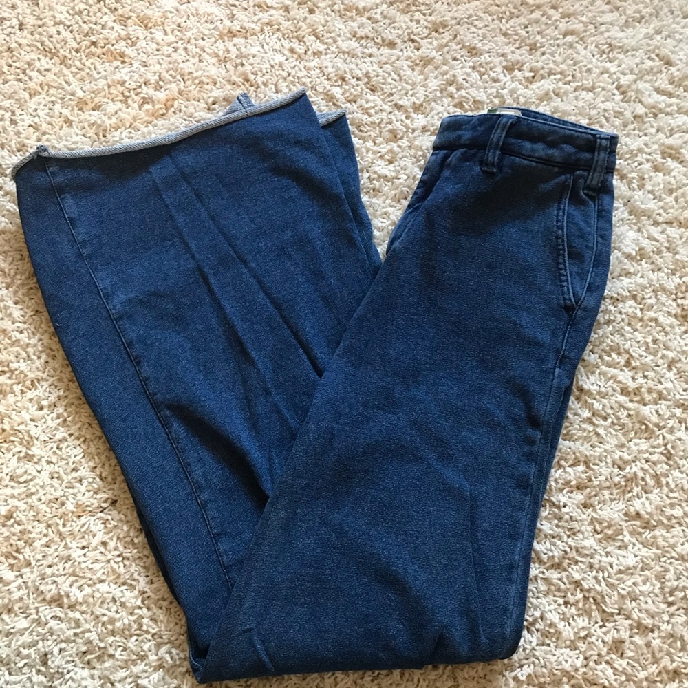 Anthropologie comfy Bell bottom jeans